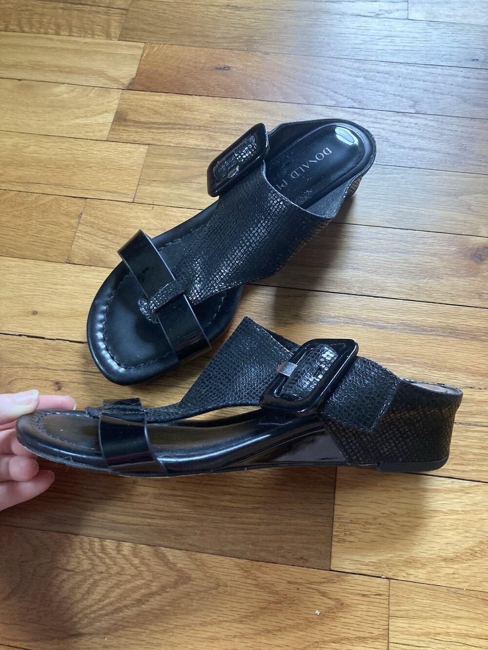 Donald Pliner Womens Ofelia Python Print Open Toe Wedge Sandals Shoes Black 6.5M